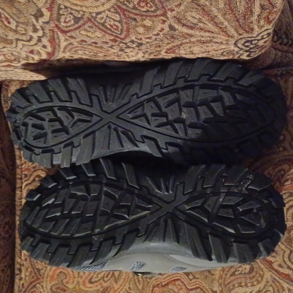 Worn once mt. Emery big men's shoes size 13 width 6e - Picture 2 of 3